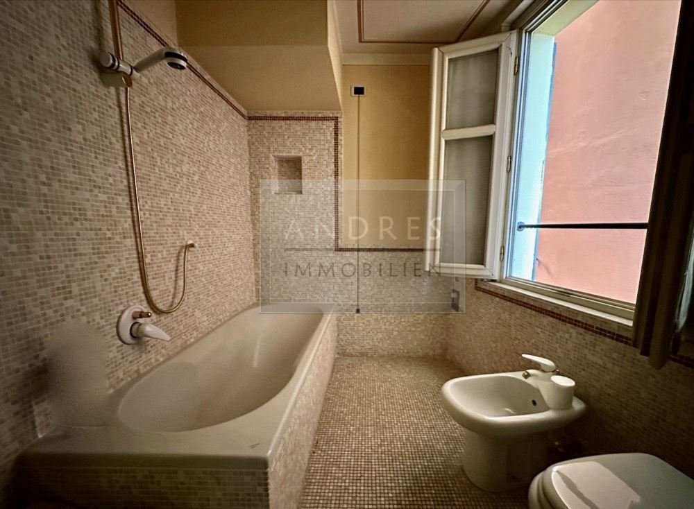 BAD / WC
